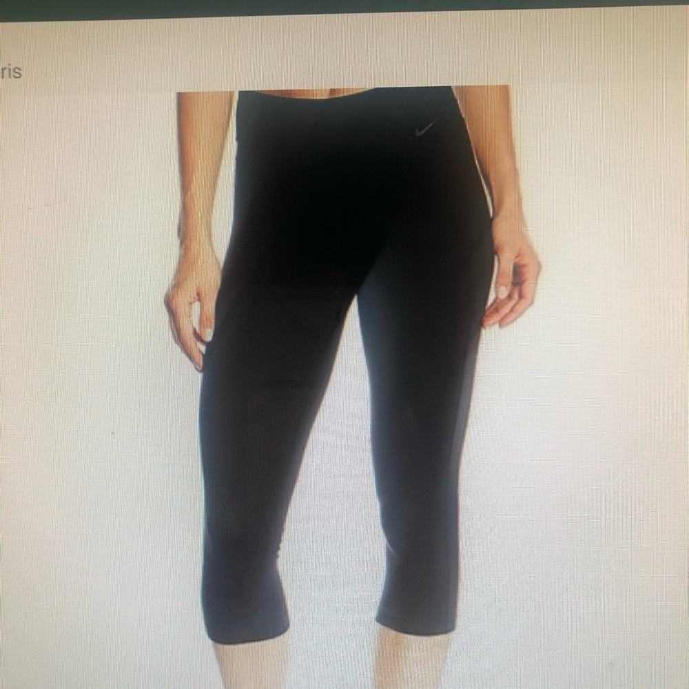 Nike One Legend Capri Yoga Pants XS